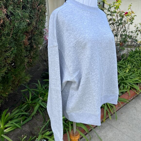 We Wore What Oversized Crewneck Sweatshirt Xtra Small XS in Heather Gray - Picture 4 of 9